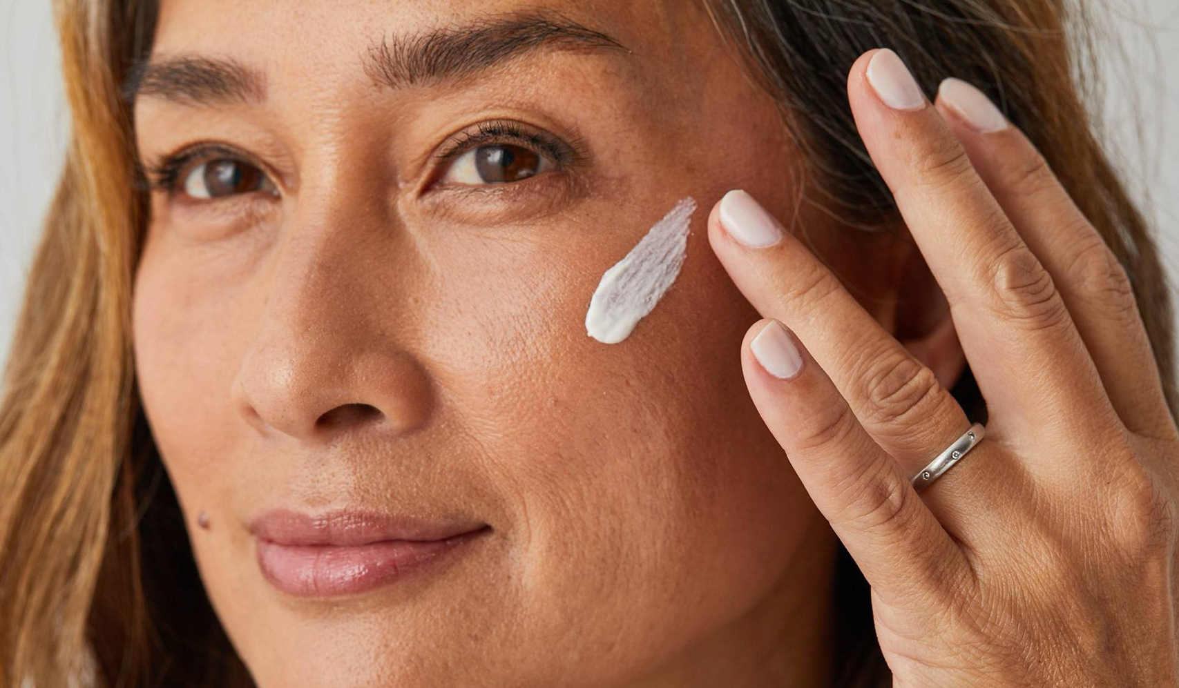 ✨ La Peau Mature : Comment en Prendre Soin avec les Cosmétiques Coréens ✨