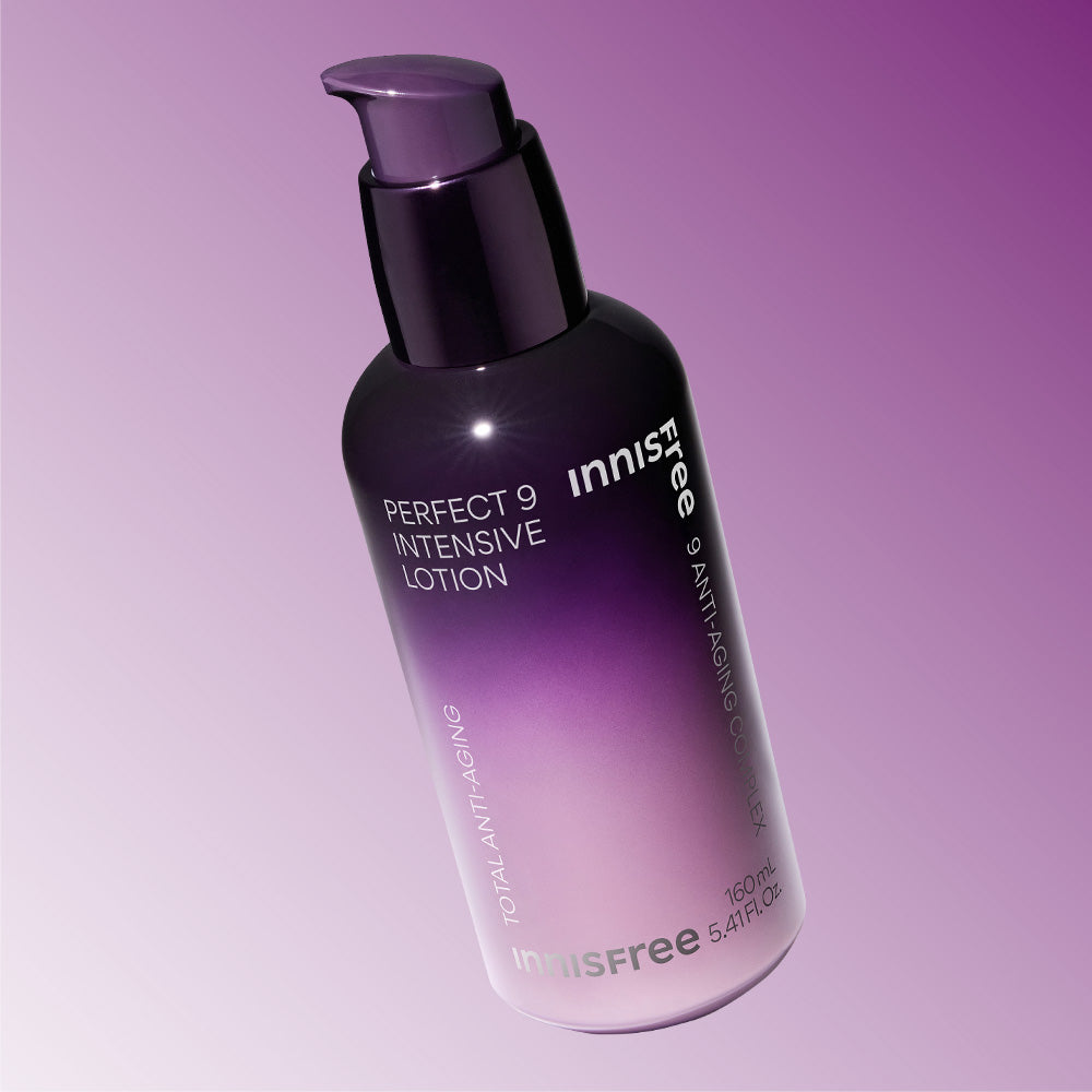 INNISFREE Perfect 9 Intensive Lotion 160ml, flacon violet sur fond dégradé, photo produit marque Innisfree