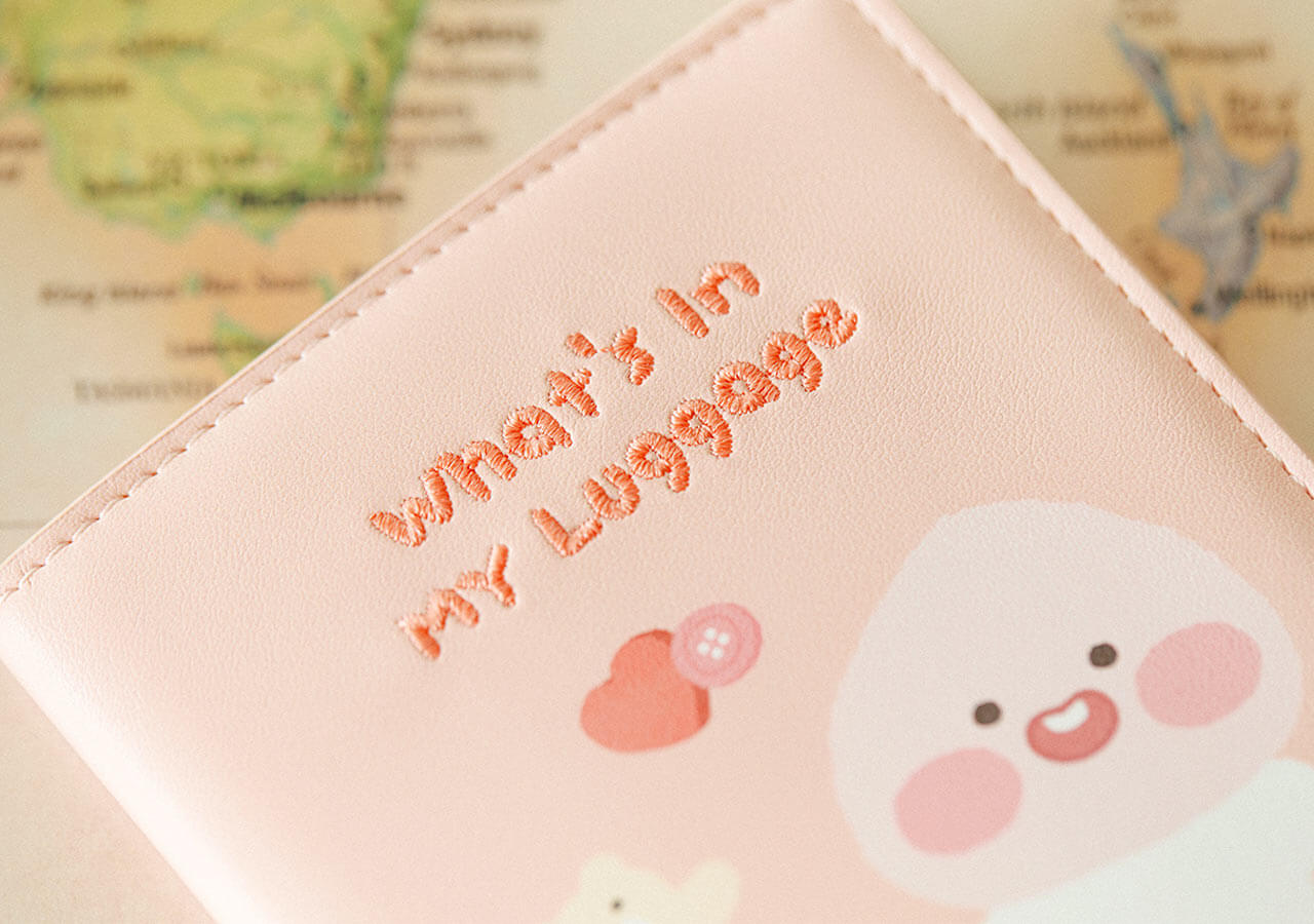Etui Passeport Petite Apeach - Kakao Friends