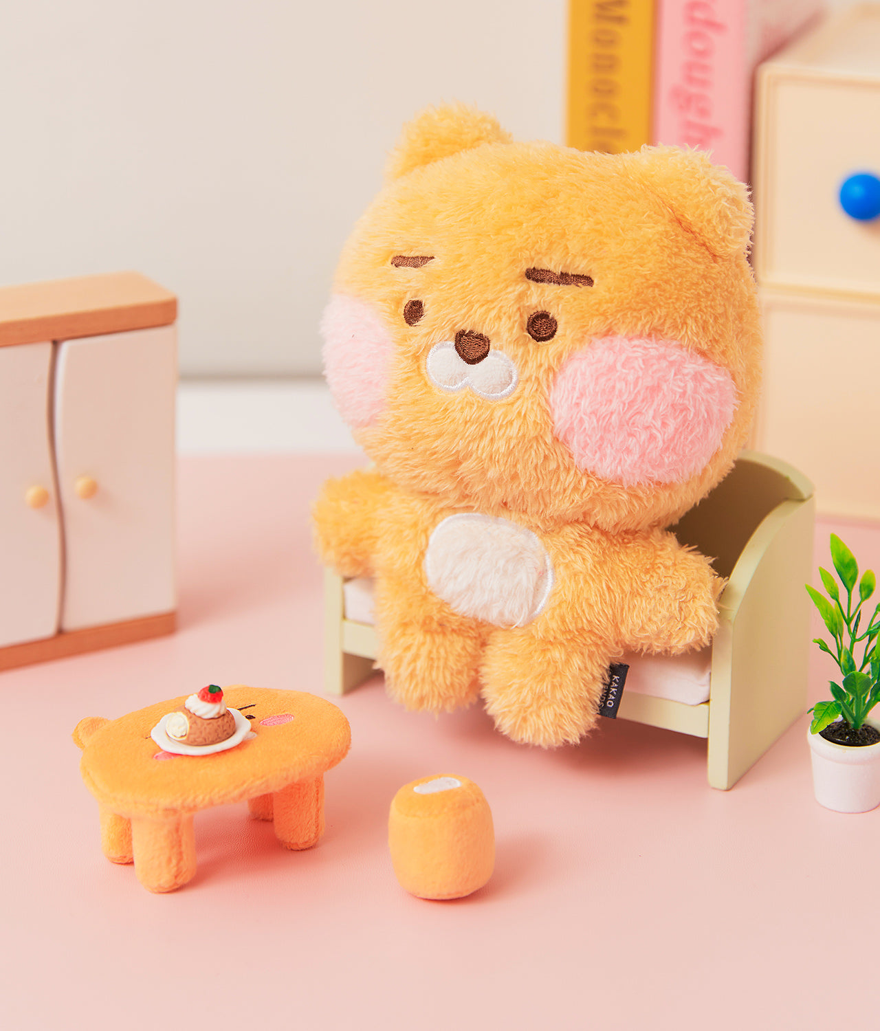 KAKAO FRIENDS - (OOTD) Peluche Ryan &SET - Detail 6