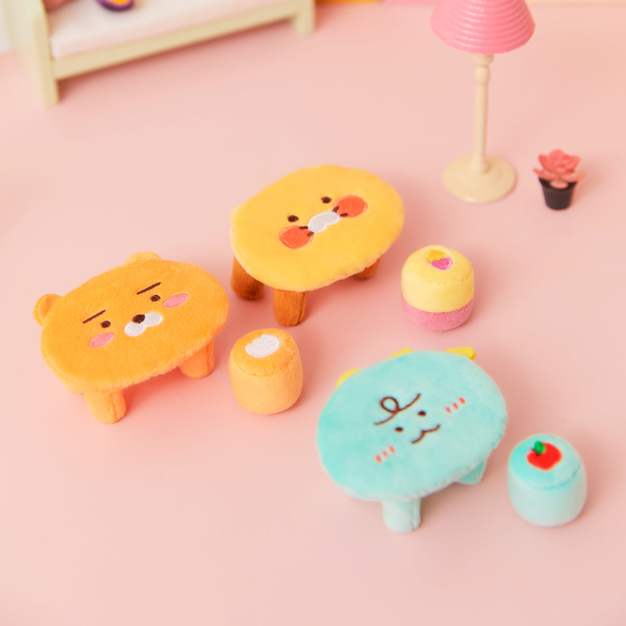 KAKAO FRIENDS - (OOTD) Peluche Ryan &SET