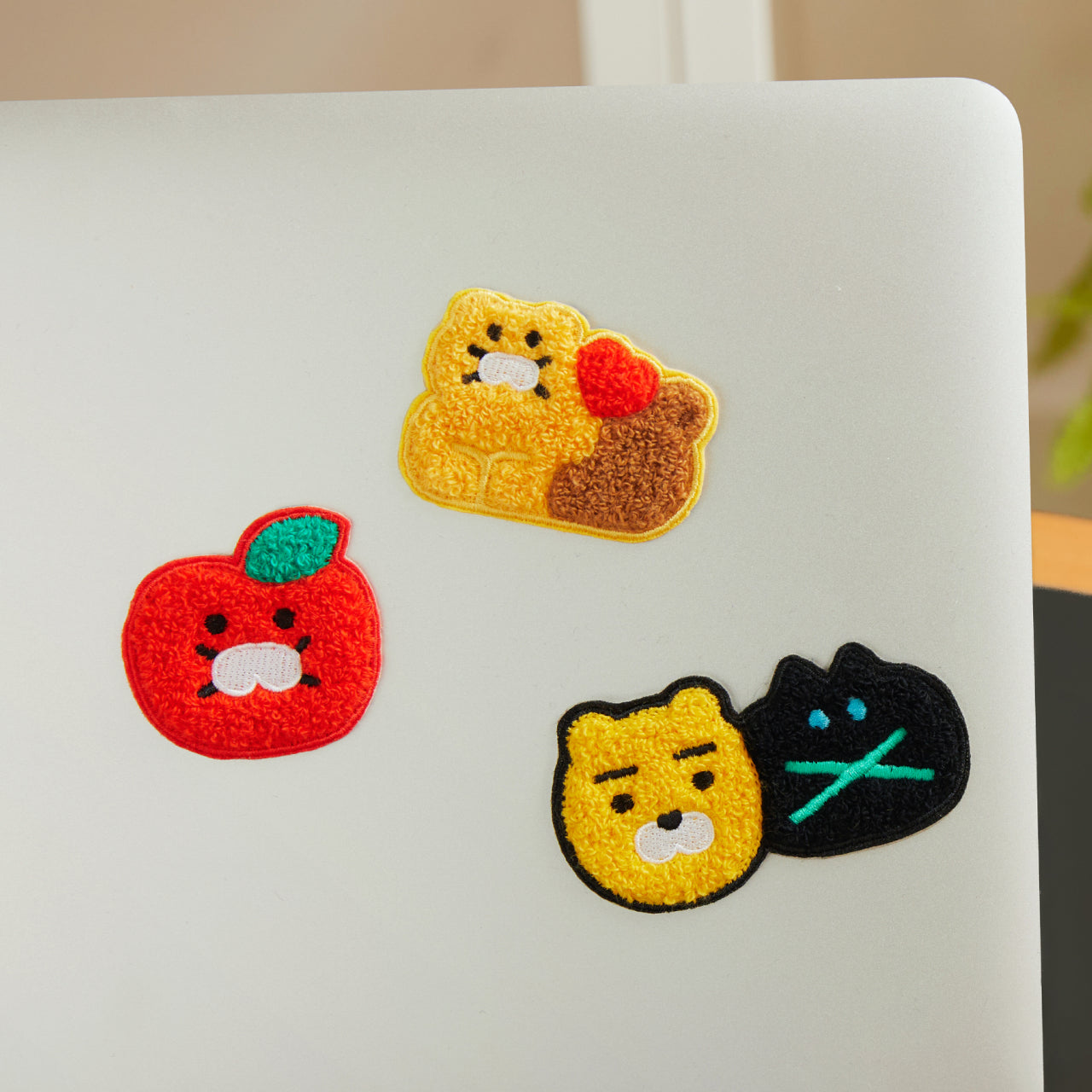 KAKAO FRIENDS - XFriends Autocollant Chunsik