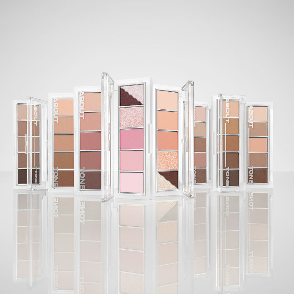 ABOUT TONE Return To Basic Shadow Palette, marque ABOUT TONE, palette d’ombres à paupières en étui transparent sur fond clair.