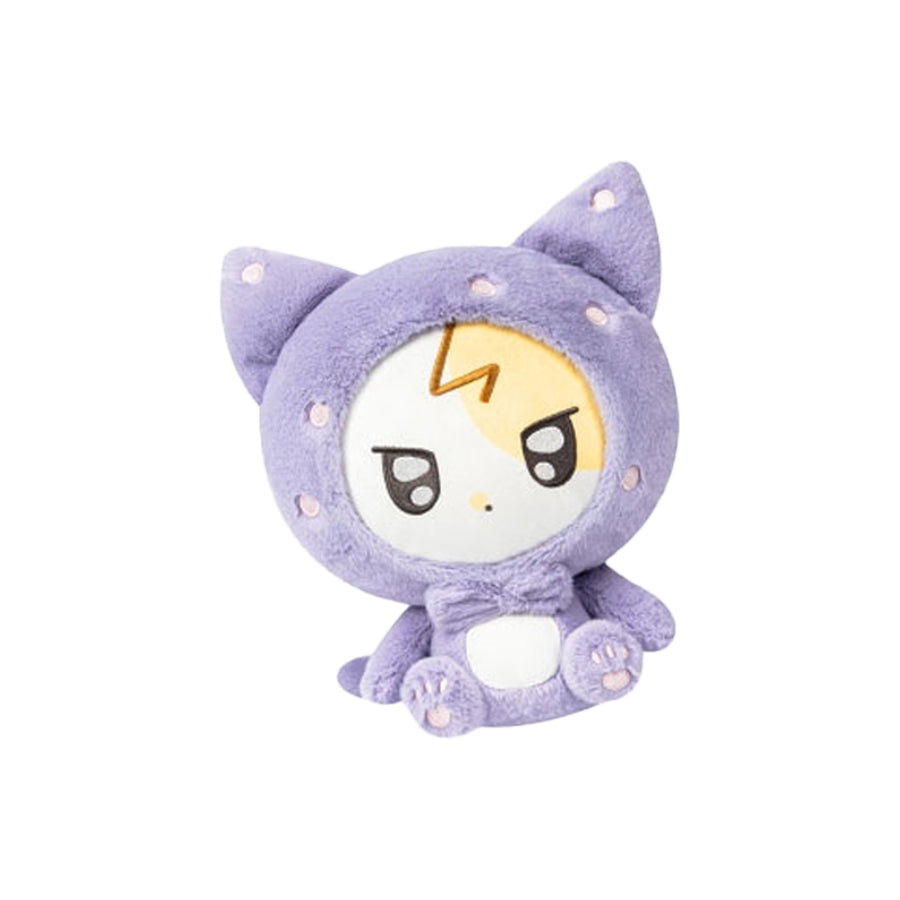 Peluche Assise Found at Eight — IU