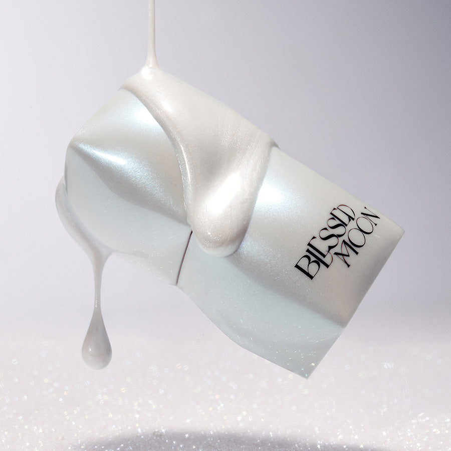 BLESSED MOON Veil Melting Glass Highlighter