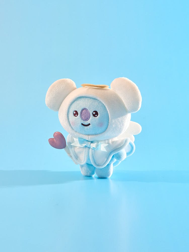 BT21 KOYA ANGEL PLUSH ANGEL & VILLAIN peluche koala LINE FRIENDS, KOYA en ange sur fond bleu ciel