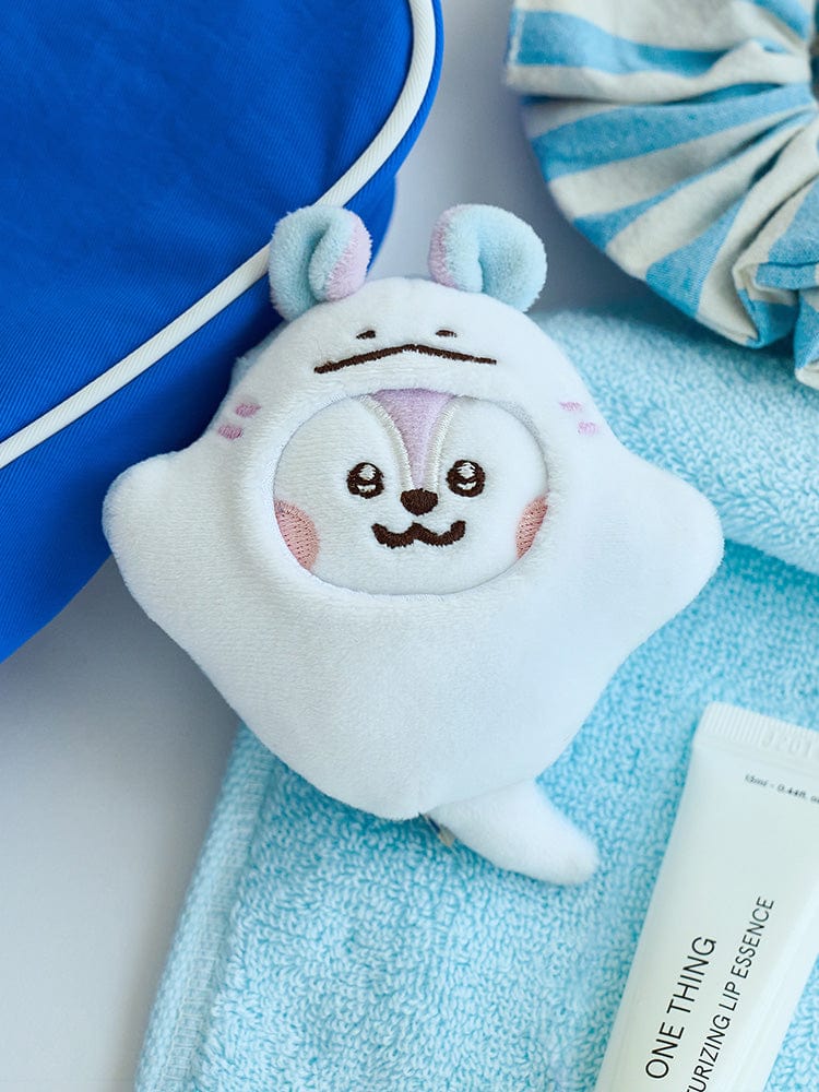 BT21 MANG BABY MINI DOLL OCEAN FRIENDS : mini peluche officielle sur linge bleu, personnage poney masqué de BTS j-hope.