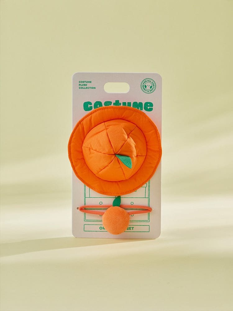 BT21 ORANGE PARTY COSTUME CLOSET - BUCKET HAT SET : chapeau orange plié sur emballage, univers BT21, LINE FRIENDS, BTS