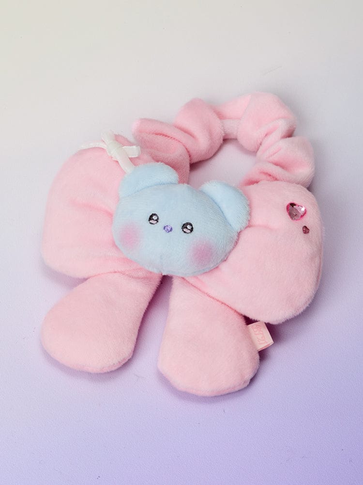 BT21 minini RIBBON PLUSH BAND RIBBONED U, peluche LINE FRIENDS aux rubans roses, fond blanc, chambre ou cadeau.