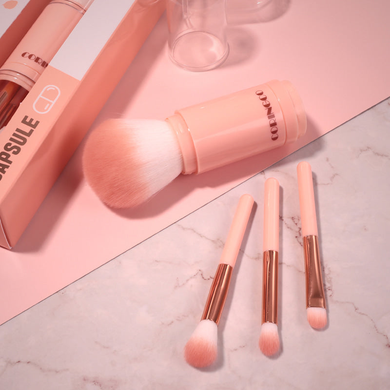 CORINGCO Cotton Candy Capsule Make-up Brush disponible sur Ma petite Coree, ton Eshop 100% K-beauty en direct de Seoul