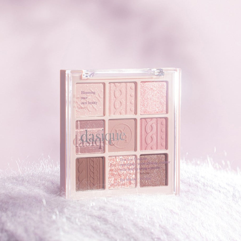 DASIQUE Shadow Palette #16 Violet Knit disponible sur Ma petite Coree, ton Eshop 100% K-beauty en direct de Seoul