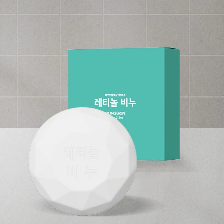 GONGSKIN Retinol Soap 100g : savon au rétinol sur fond carrelage, emballage bleu/vert, marque visible, contexte salle de bain