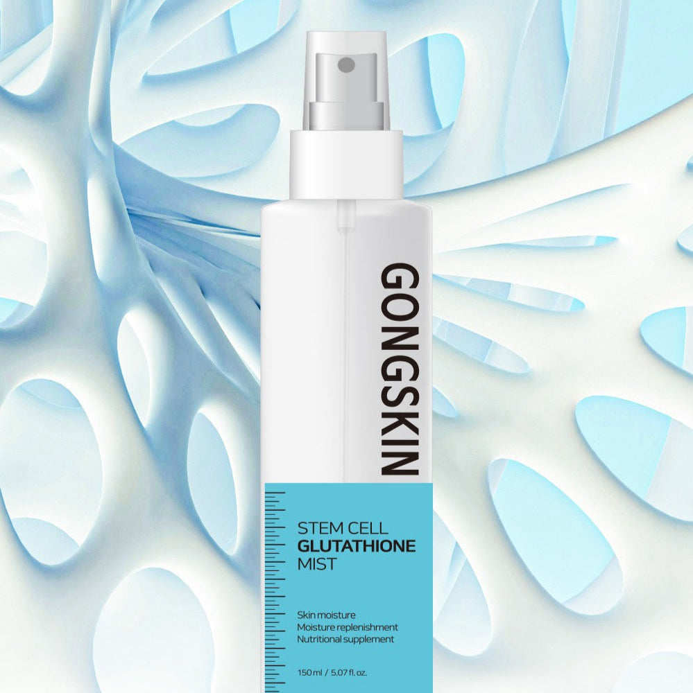 GONGSKIN Stem Cell Glutathione Mist 150ml, flacon de brume, marque GONGSKIN sur fond bleu et gouttes de gelée