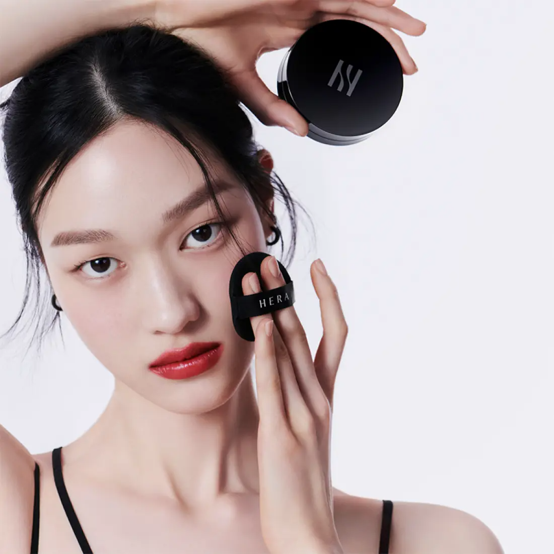 HERA Black Cushion Foundation SPF34 PA++ 15g