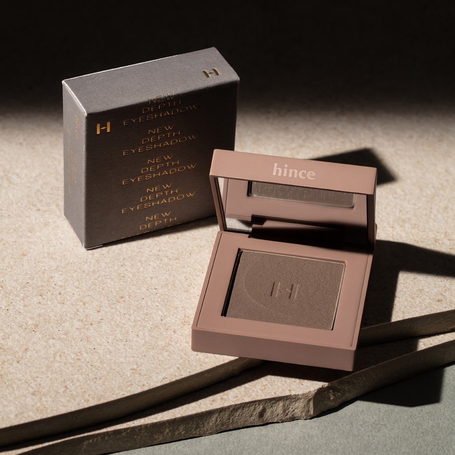 HINCE New Depht Eye Shadow disponible sur Ma petite Coree, ton Eshop 100% K-beauty en direct de Seoul