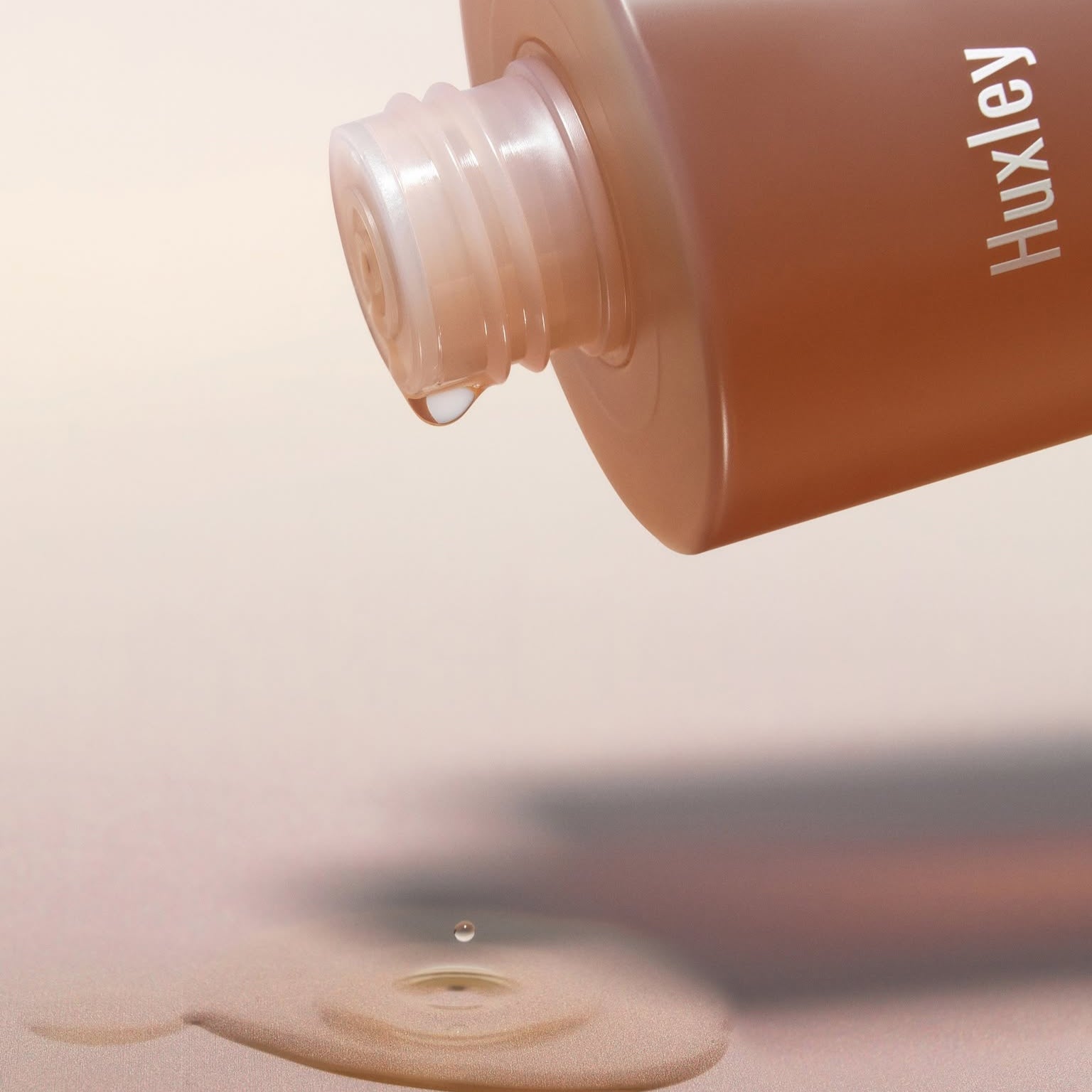 HUXLEY Conditioning Essence Toner Preshape disponible sur Ma petite Coree, ton Eshop 100% K-beauty en direct de Seoul