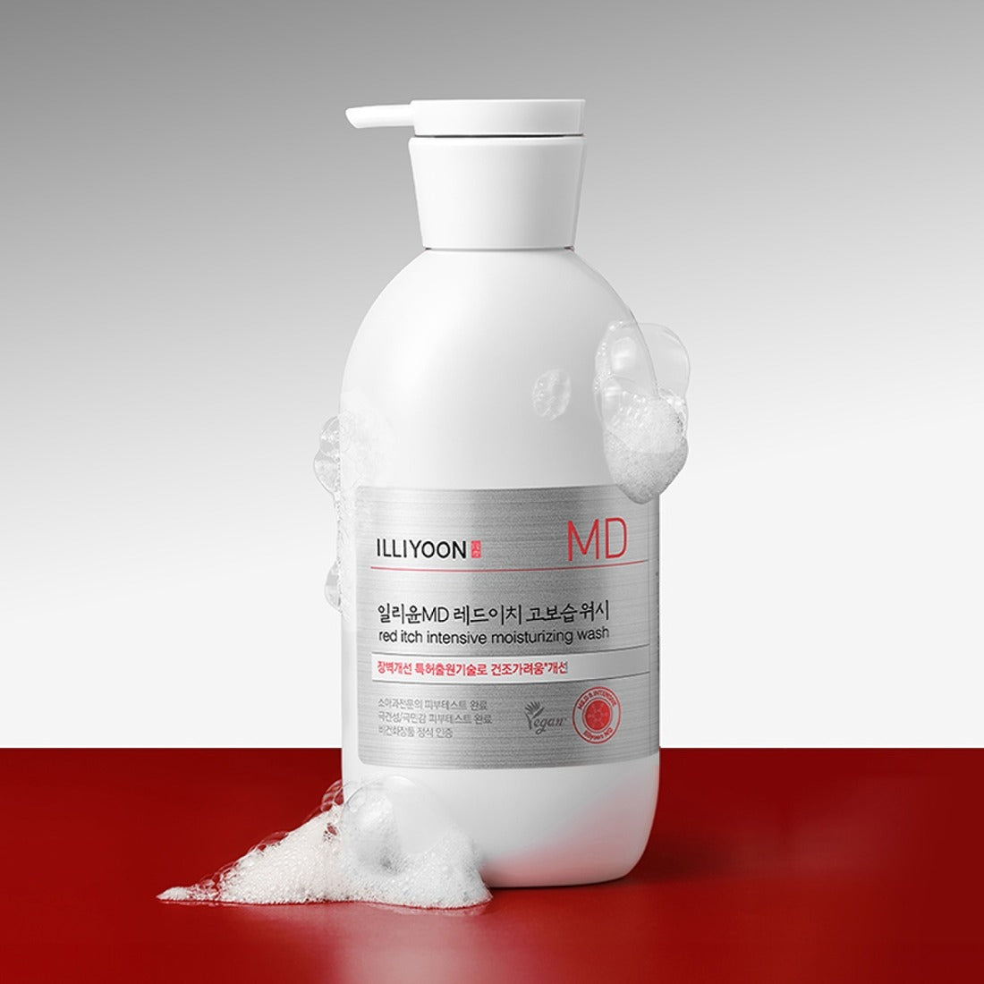 ILLIYOON Redich High Moisture Wash 470g : flacon blanc sur fond rouge, marque ILLIYOON, produit cosmétique en photo.