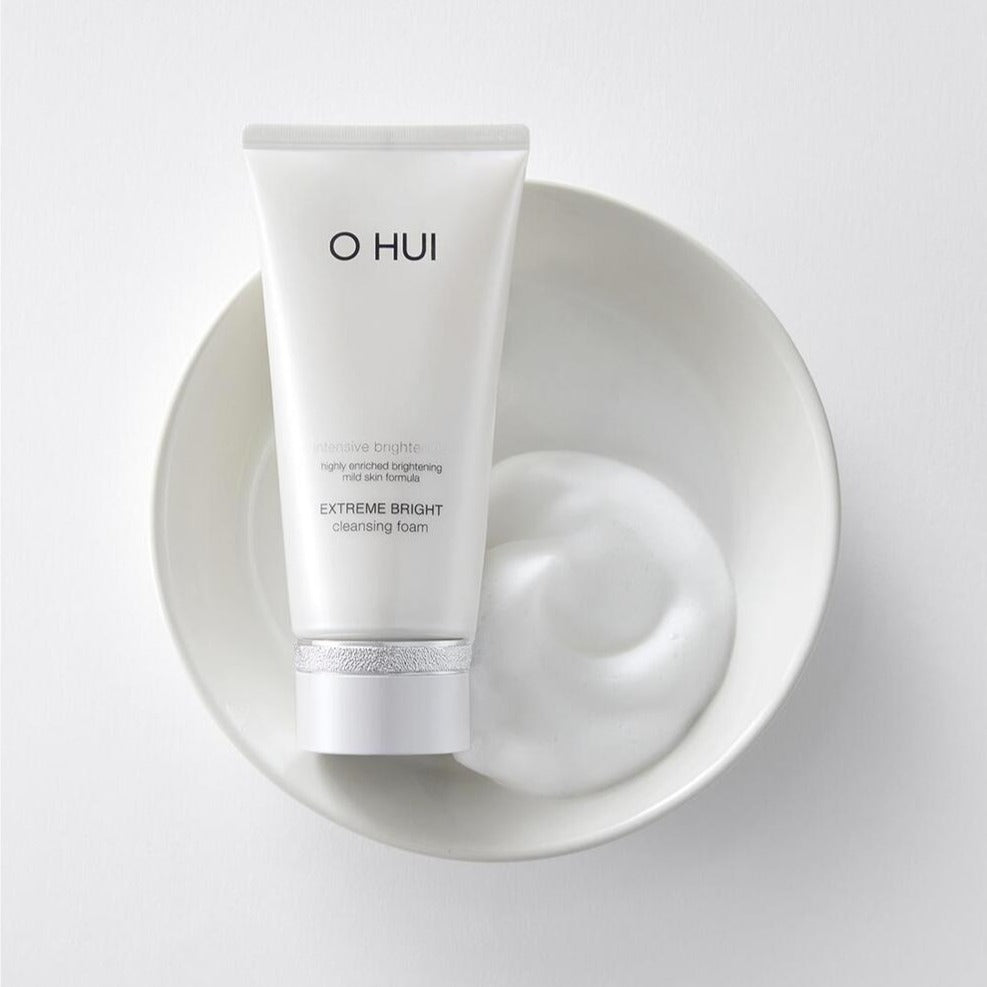 OHUI Extreme Bright Cleansing Foam 160ml disponible sur Ma petite Coree, ton Eshop 100% K-beauty en direct de Seoul