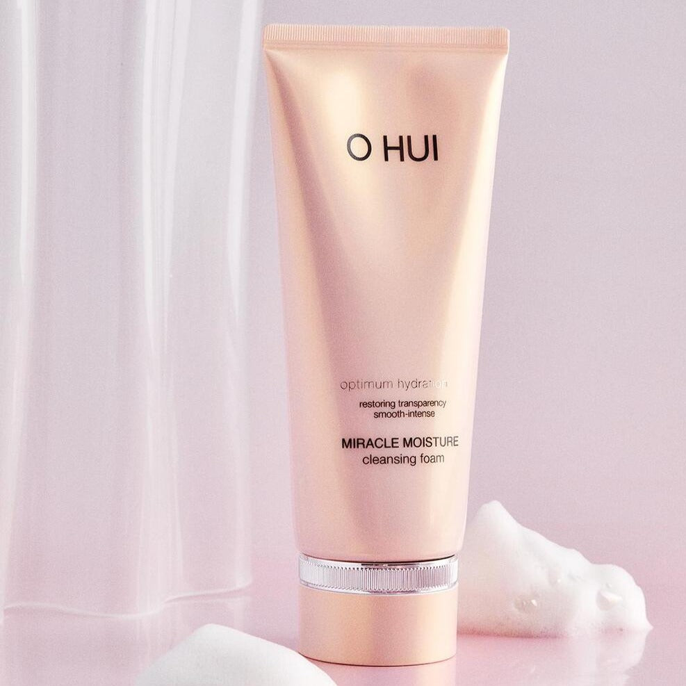 OHUI Miracle Moisture Cleansing Foam 200ml disponible sur Ma petite Coree, ton Eshop 100% K-beauty en direct de Seoul