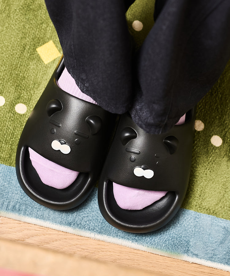 KAKAO FRIENDS - Noir Pantoufles Homme Ryan - Detail 4