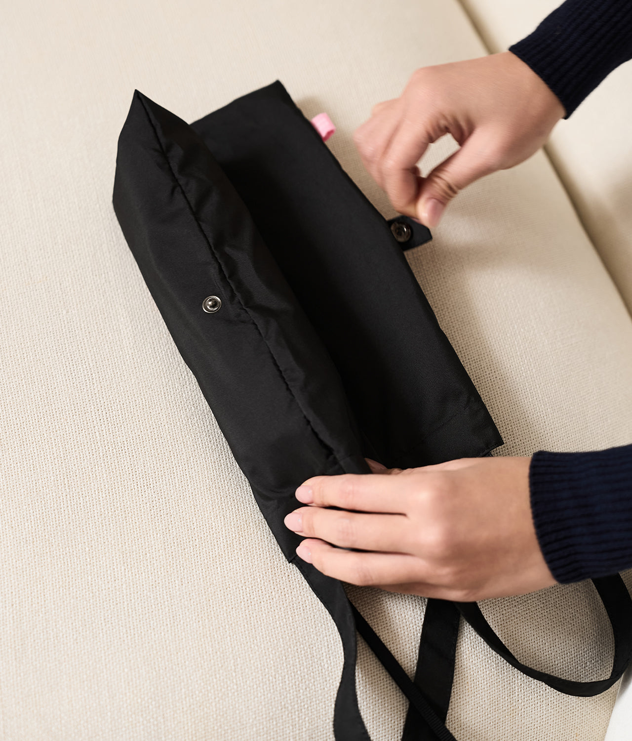 KAKAO FRIENDS - Noir MiniPochette Parapluie Chunsik - Detail 10