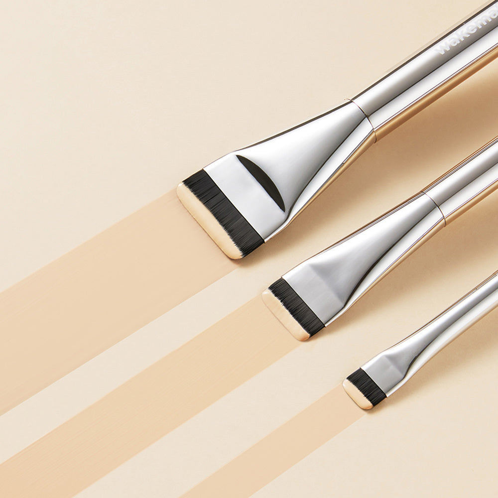WAKEMAKE Spatula Wide Foundation Brush - Pinceau fond de teint coréen - 2