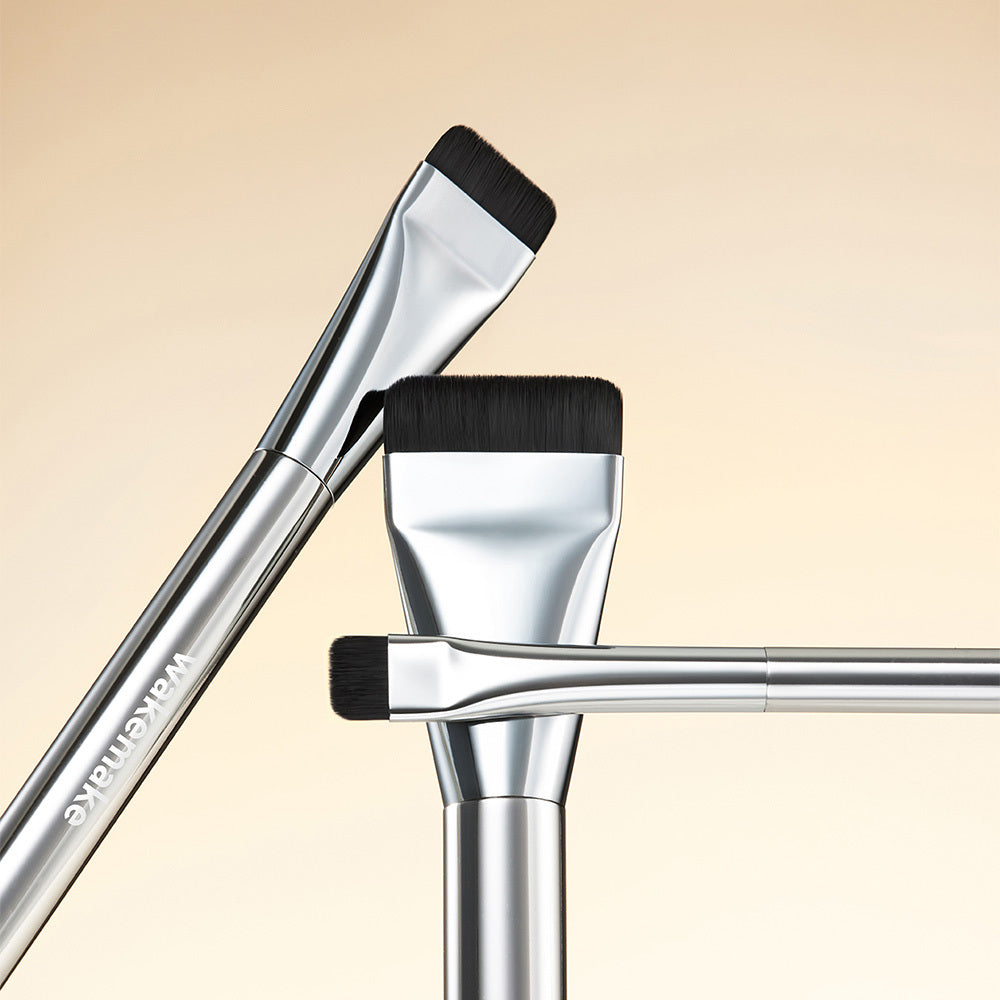 WAKEMAKE Spatula Wide Foundation Brush - Pinceau fond de teint coréen