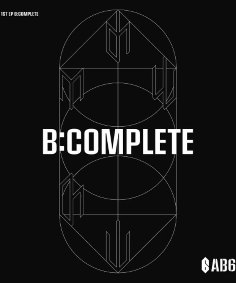 AB6IX - 1st Album [B:COMPLETE] X VER. - Album Kpop, pochette noire B:COMPLETE, visuel futuriste et design sombre.