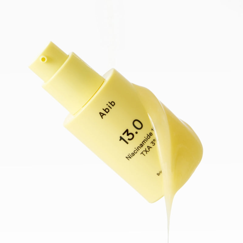 ABIB  Bright Force Serum 13.0 Pump 30ml, flacon jaune sur fond blanc, produit cosmétique Bright Force de la marque ABIB