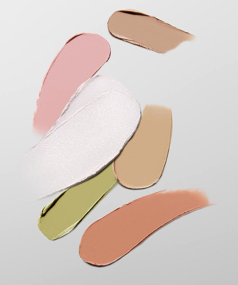 ABOUT TONE  Designing Multi Palette 6.5g, palette de fards multi-teintes sur fond blanc, photo produit en studio.