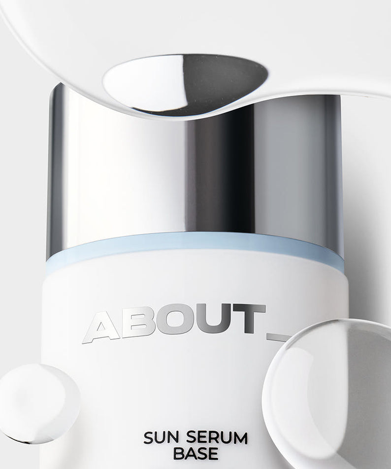 Flacon de ABOUT TONE Sun Serum Base 30ml (SPF50+, PA++++), protection solaire élevée.