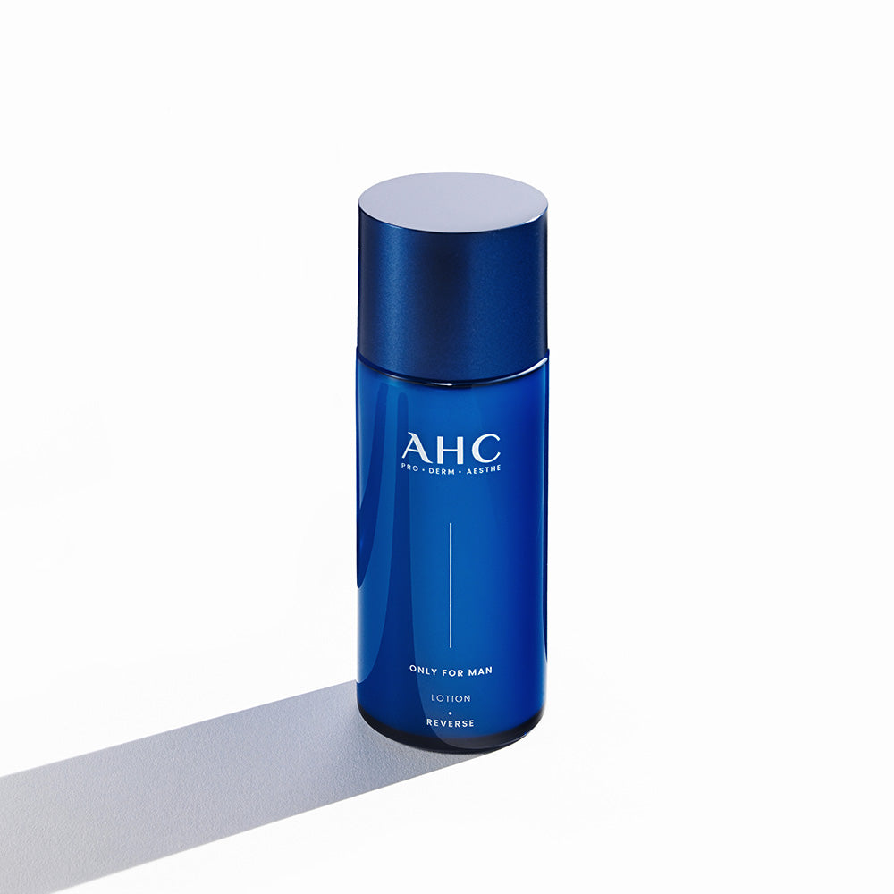 AHC Only For Men Lotion 150ml, flacon bleu sur fond blanc : produit de la marque AHC