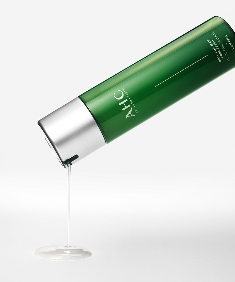 AHC Only For Men Pore Fresh All-in-One Essence 200ml, flacon vert sur fond blanc, produit homme de la marque AHC.