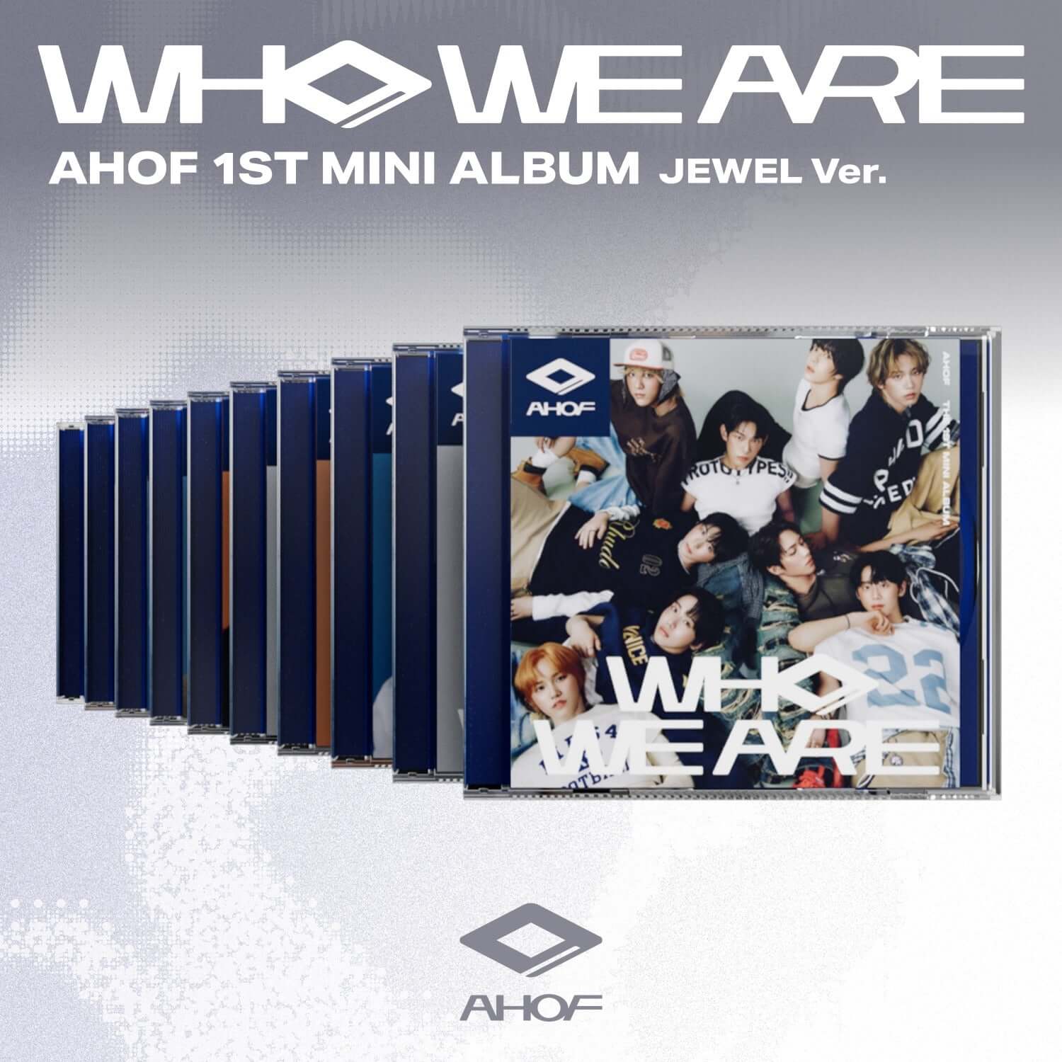 AHOF - 1st Album [WHO WE ARE] (JEWEL Ver.) (Random) - Album Kpop, couverture avec visuel groupe AHOF sur fond bleu.