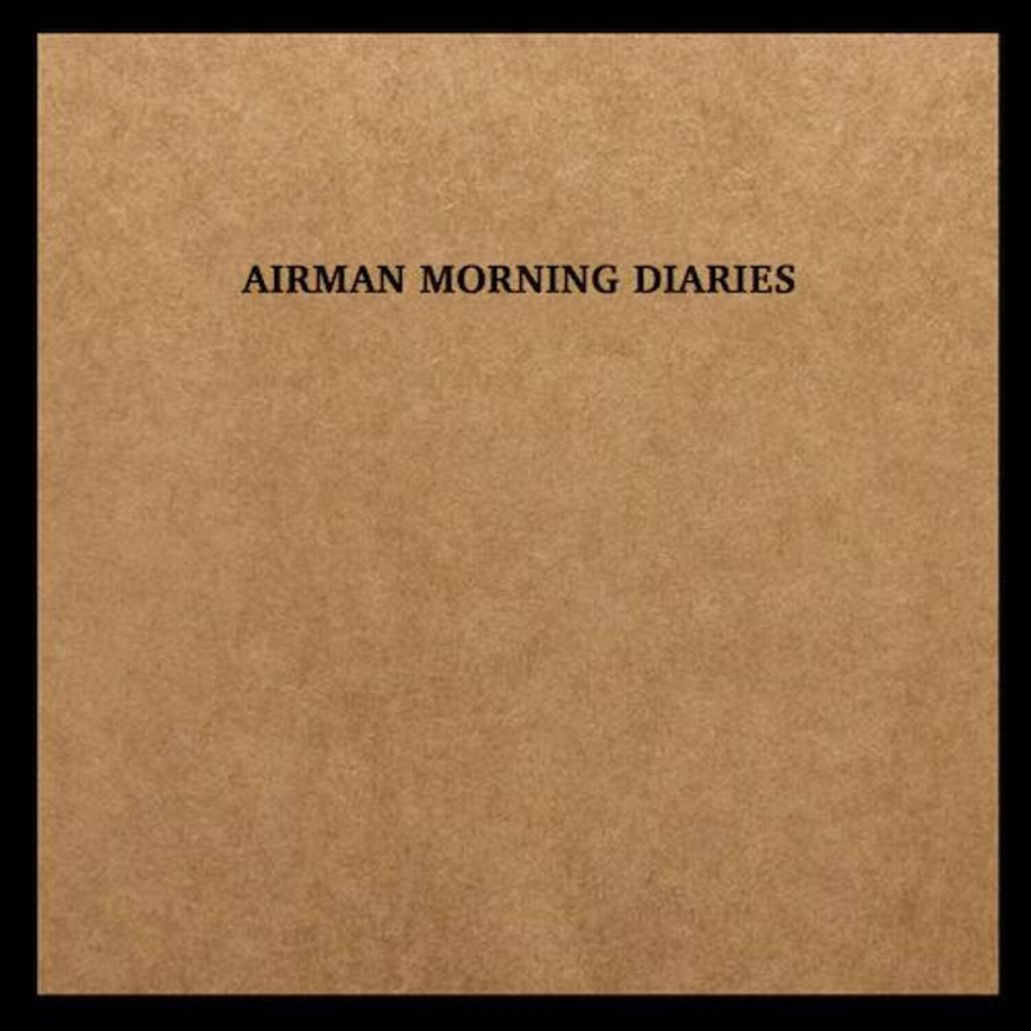 AIRMAN - 1st Album - Album Kpop, pochette AIRMAN MORNing DIARIES, album Kpop kraft brun en studio
