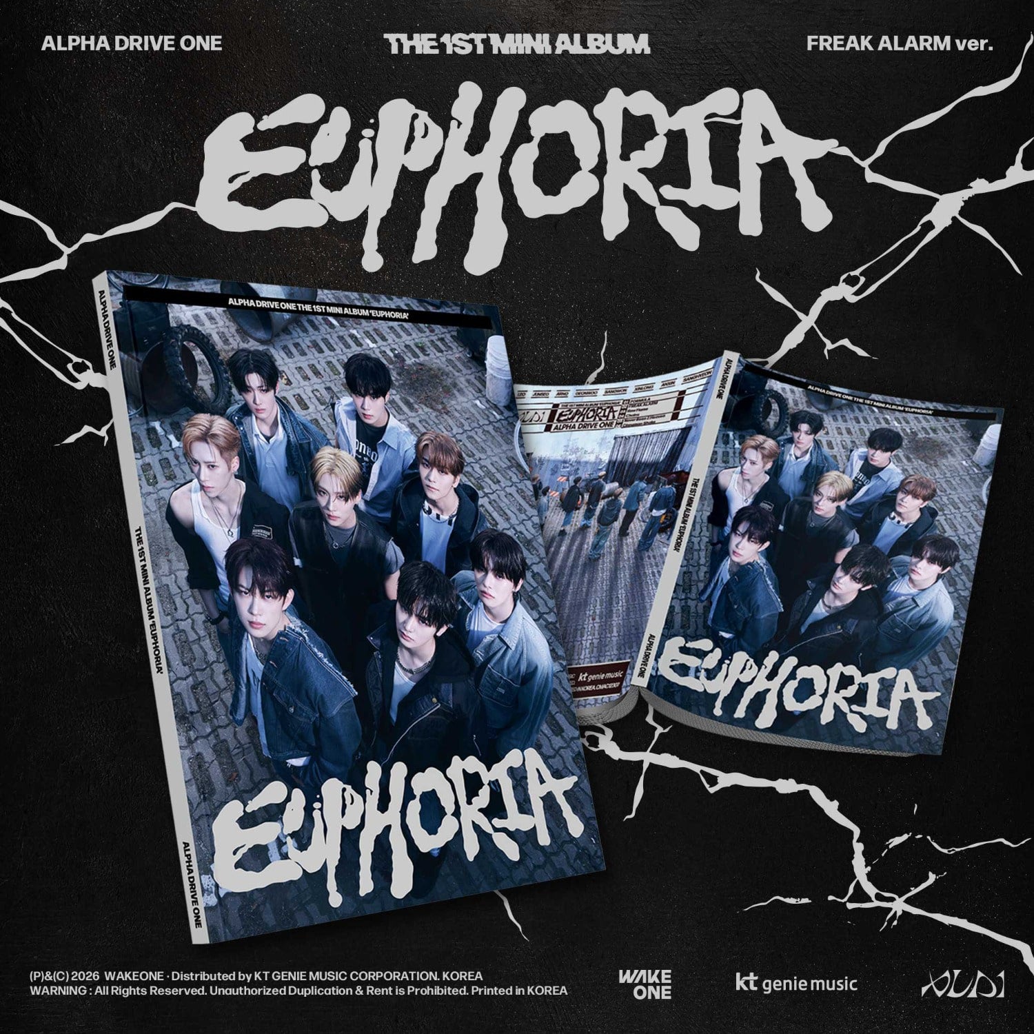 ALPHA DRIVE ONE - THE 1ST MINI ALBUM [EUPHORIA] (FREAK ALARM ver.) - Album Kpop, visuel cover noir avec photos du groupe.