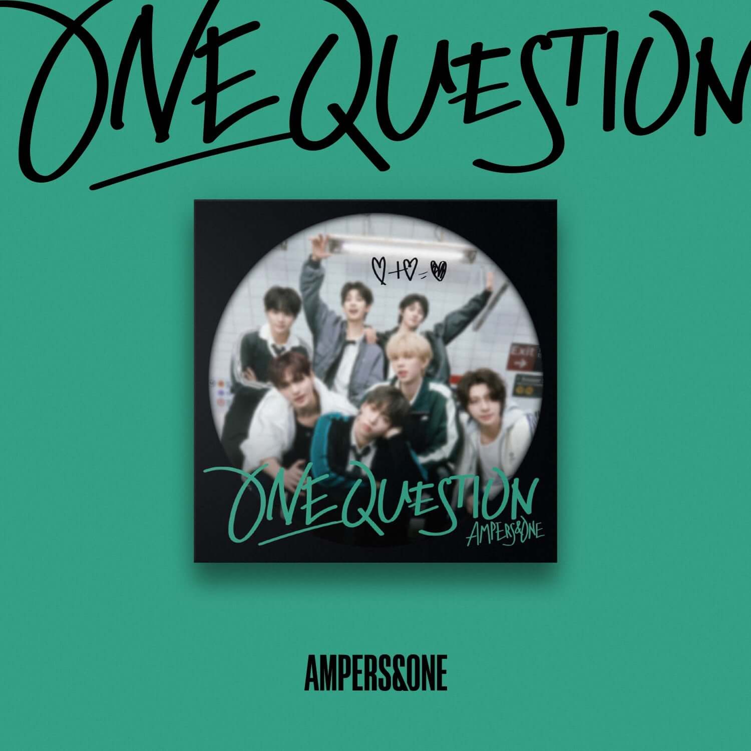 AMPERS&ONE - 1st Album[ONE QUESTION] (Postcard ver.) - Album Kpop, visuel pochette turquoise et photo groupe.