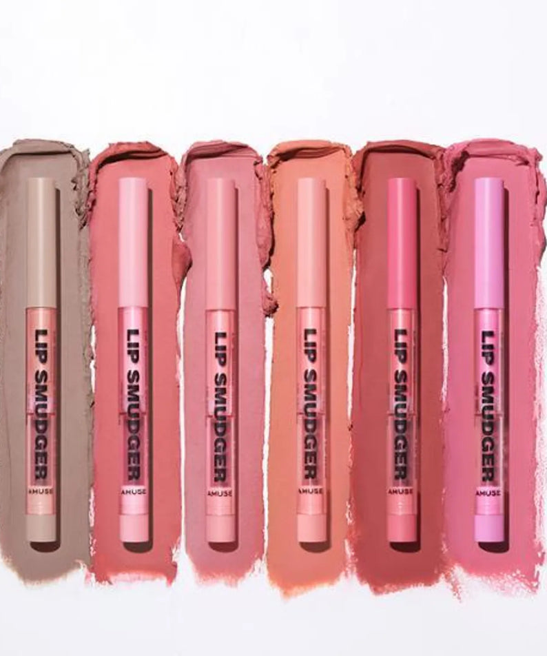 AMUSE Lip Smudger de la marque AMUSE, tubes à lèvres roses sur fond clair, visuel produit et maquillage.