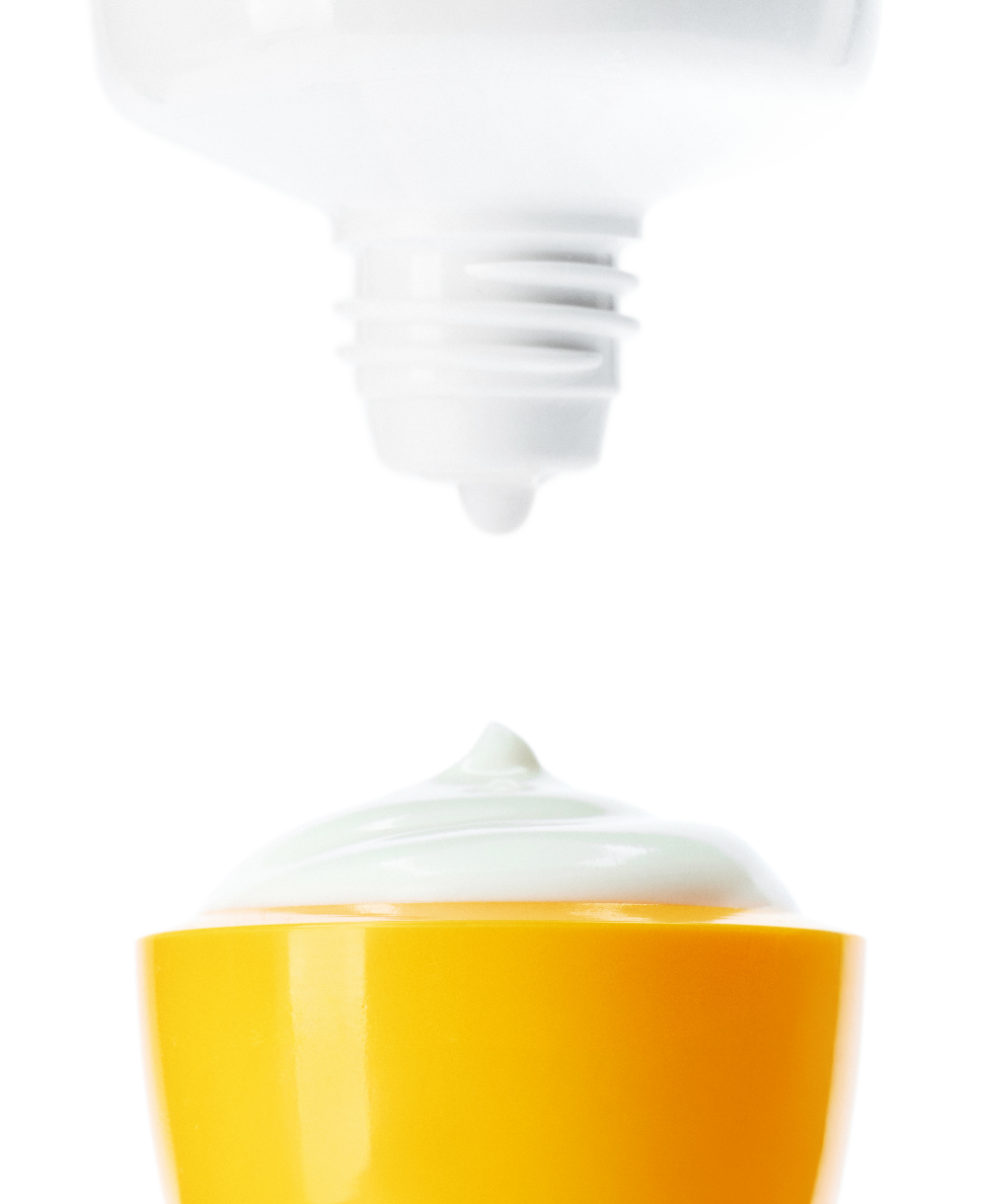 ANUA Daily Transparent Moisture Sunscreen 50ml : tube crème solaire transparente, marque ANUA sur fond blanc, format goutte.