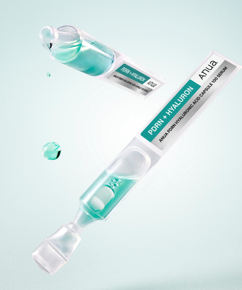 Image du sérum ANUA PDRN Hyaluronic Acid Capsule 100 Serum avec flacons transparents et liquide bleu-vert.