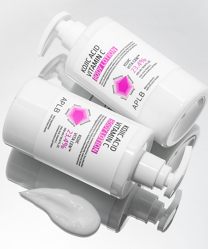 APLВ Kojic Acid Vitamin C Body Lotion 300ml d’APLB en flacon blanc, crème lisse sur fond clair, vue produit.