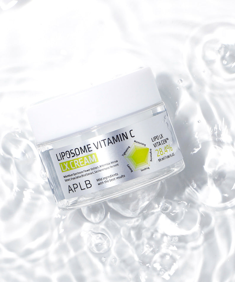 APLB Liposome Vitamin C LX Cream 55ml de la marque APLB, pot blanc avec vitamine C, fond bulles/crémeux