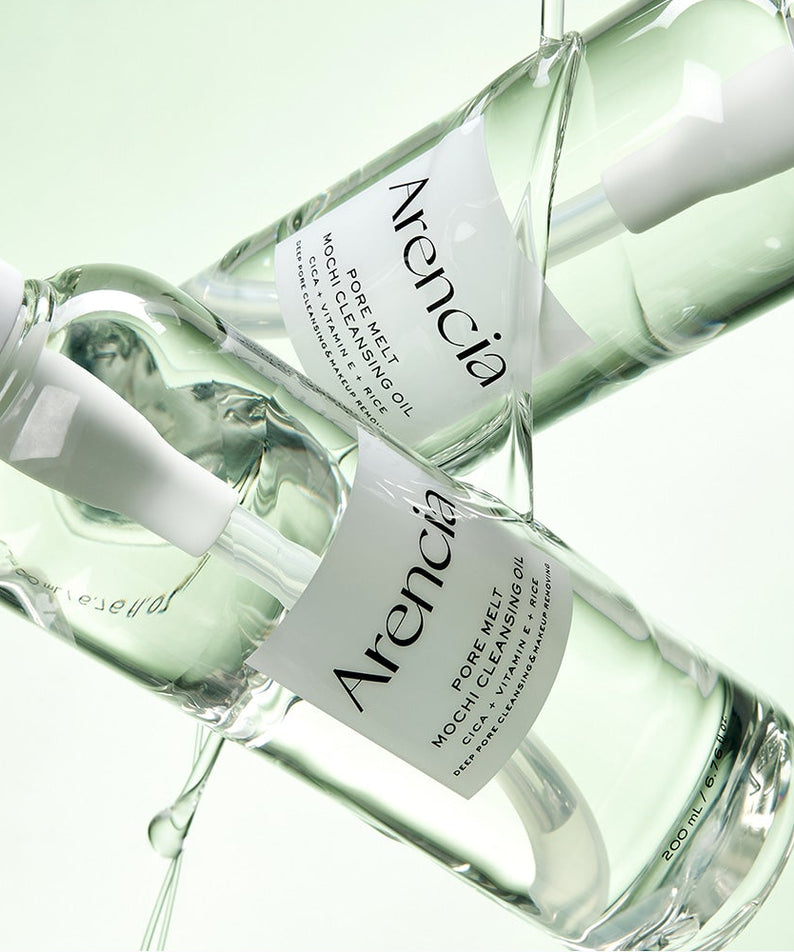 ARENCIA Pore Melt Mochi Cleansing Oil 200ml sur fond vert, huile nettoyante pour visage.