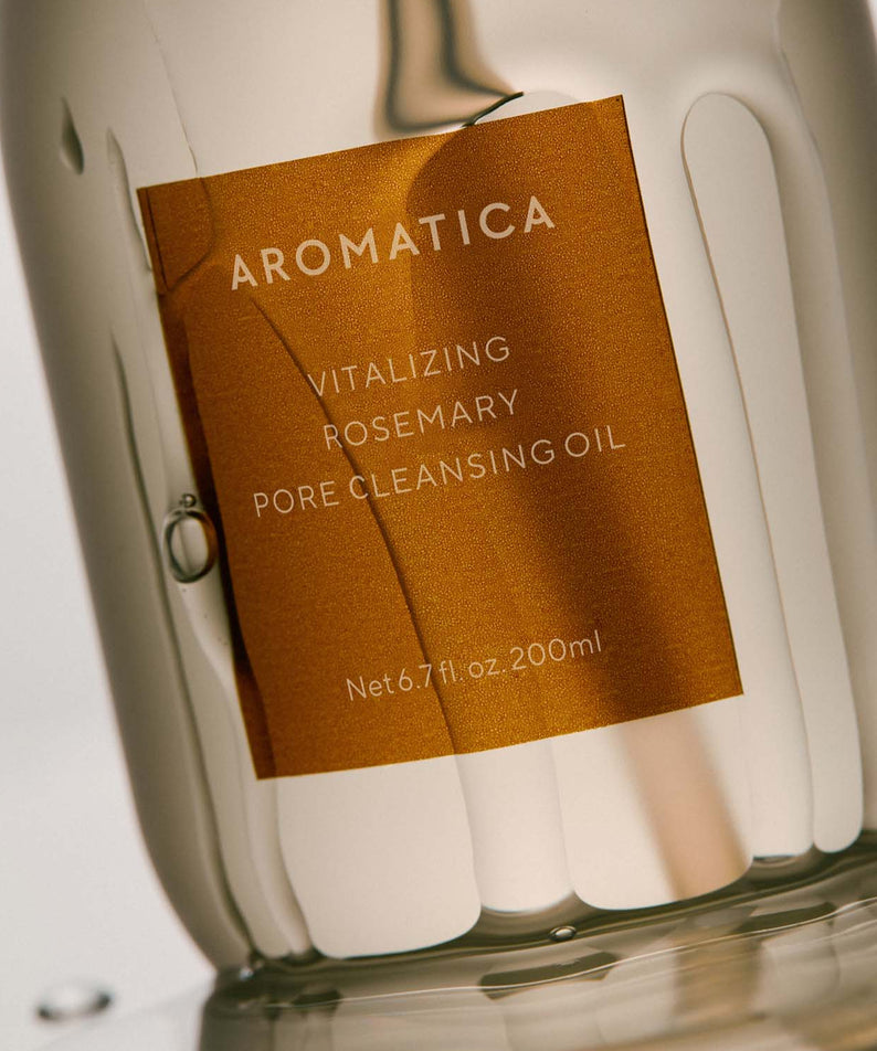 AROMATICA Vitalizing Rosemary Pore Cleansing Oil 200ML en flacon de verre réfléchissant, huile nettoyante pour les pores.