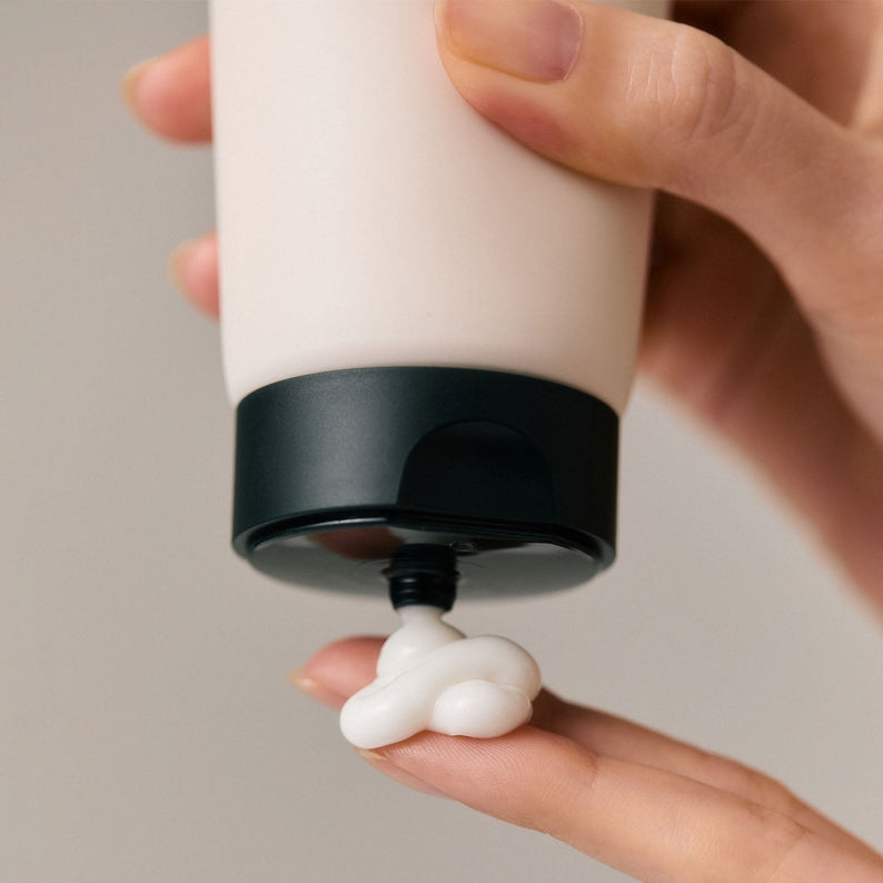 AROMATICA Replenishing Leave-In Treatment Lavender & Patchouli 150ML