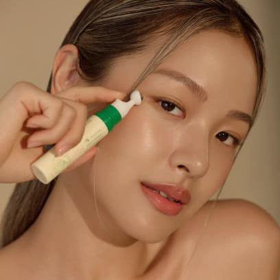 AXIS-Y Vegan Collagen Eye Serum 10ml disponible sur Ma petite Coree, ton Eshop 100% K-beauty en direct de Seoul
