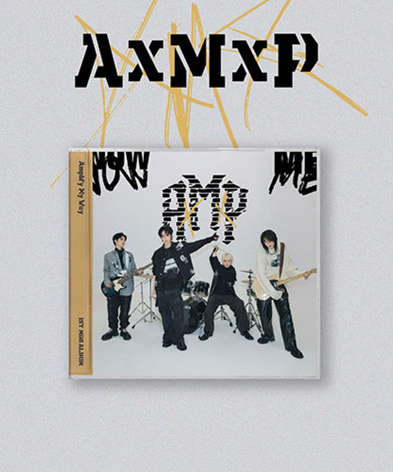 AXMXP - 1ST MINI [Amplify My Way] BETWEEN ver.) Album Kpop : pochette du groupe AXMXP, visuel doré et noir.