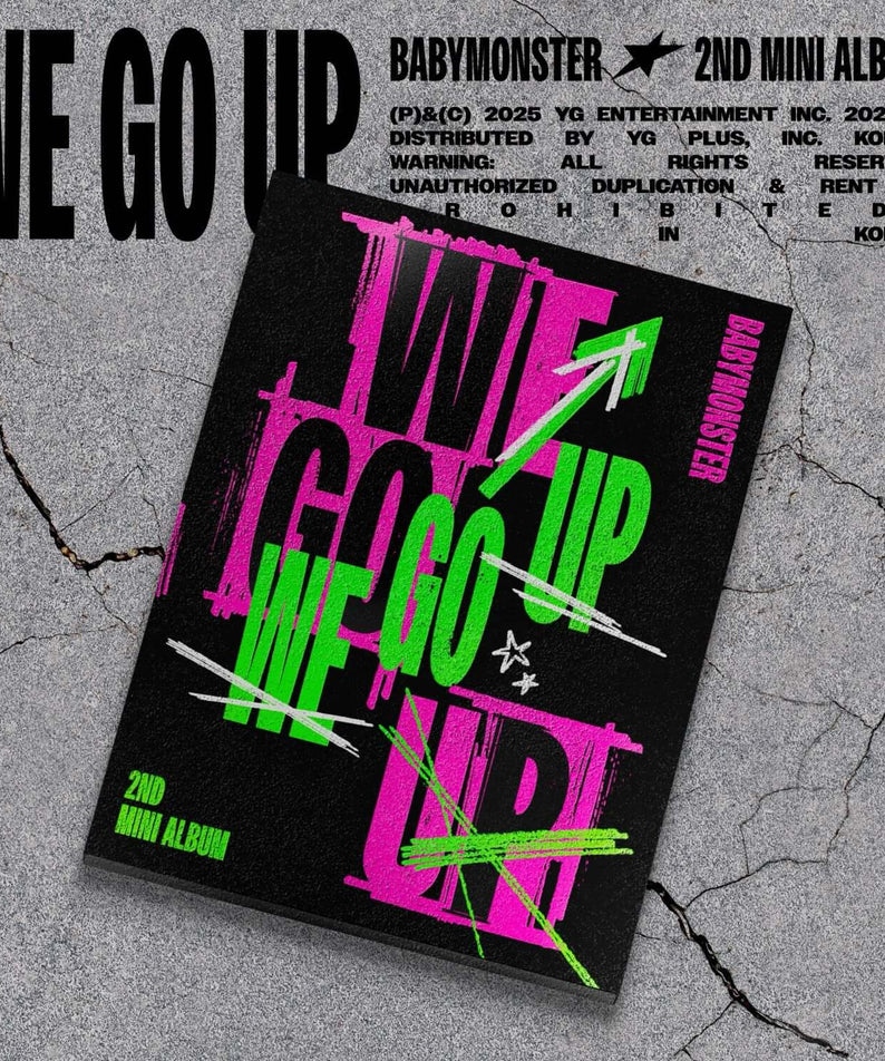 BABYMONSTER - 2nd MINI ALBUM [WE GO UP] UP Ver. - Album Kpop, pochette stylée sur sol fissuré, branding BABYMONSTER.