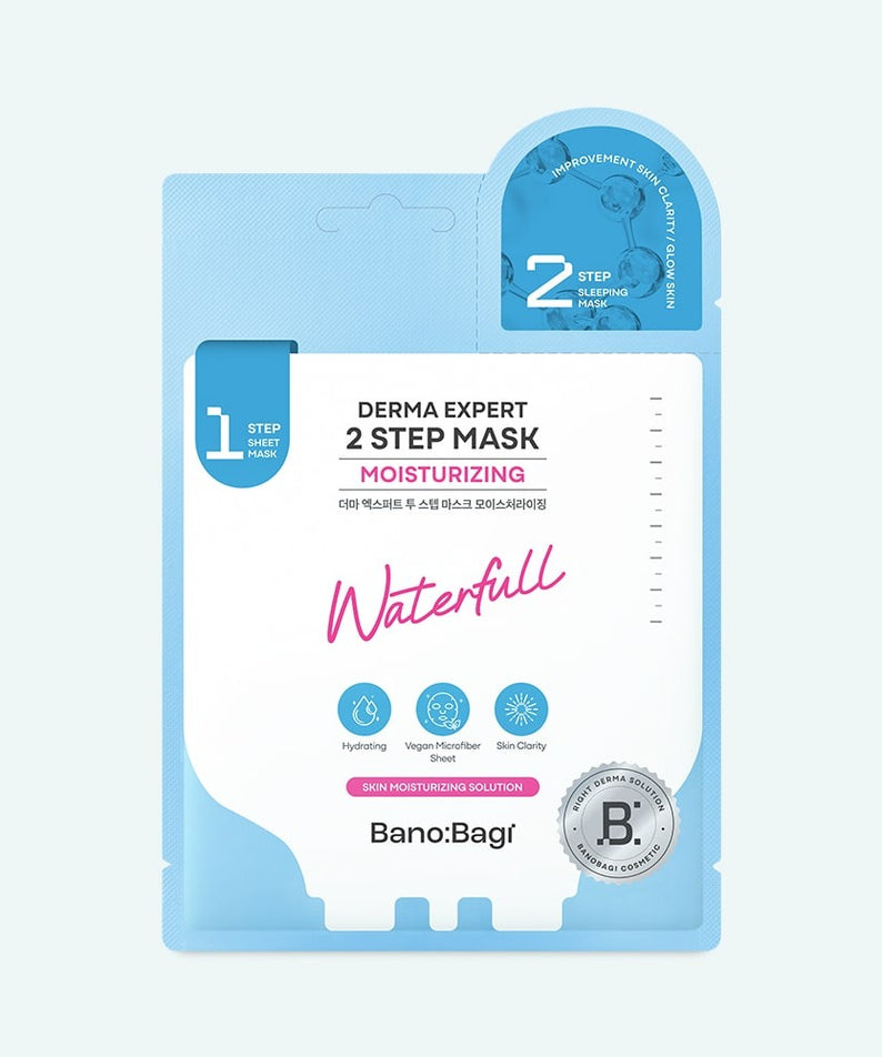 Décris l'image en français: BANOBAGI Derma Expert 2 Step Mask Moiturizing, masque 2 étapes bleu, emballage produit Bano’Bagi.