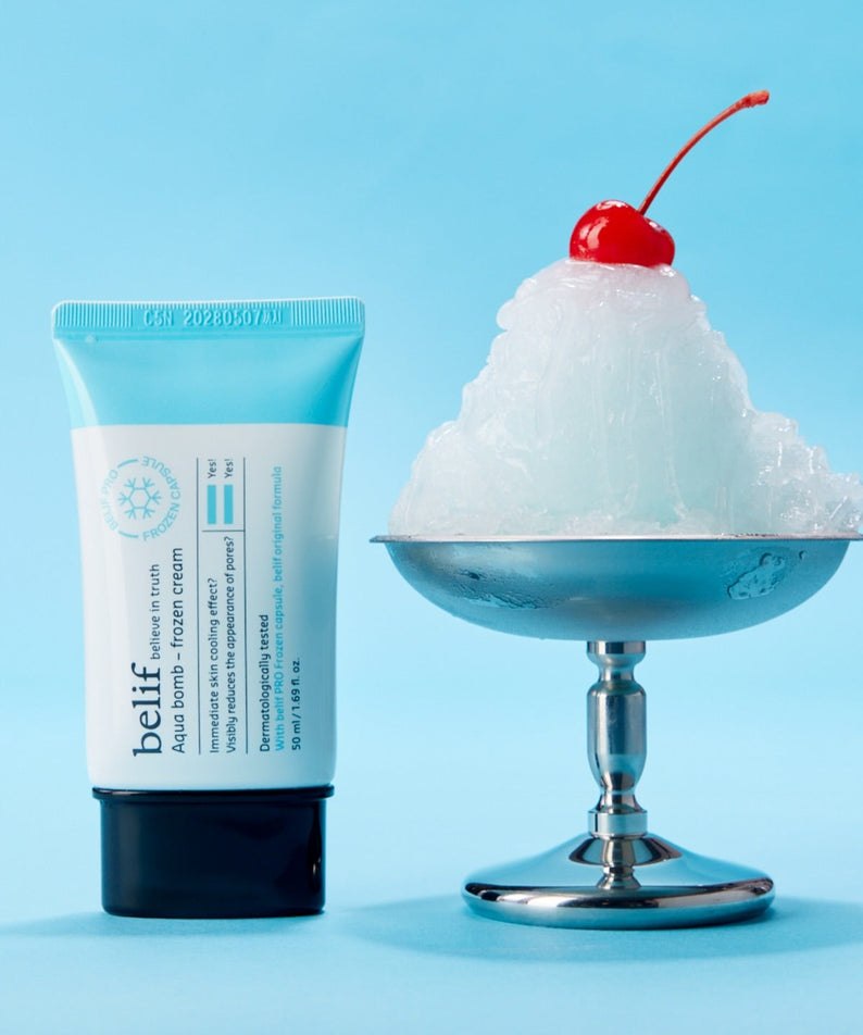 BELIF Aqua Bomb Frozen Cream 50ml, tube bleu et crème glacée en photo fond bleu, marque BELIF